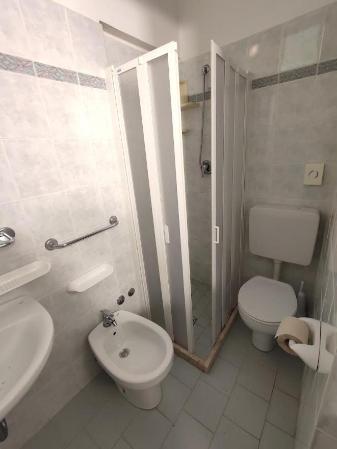 Hotel Athena 3*